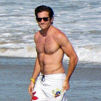 Jake Gyllenhaal beach body