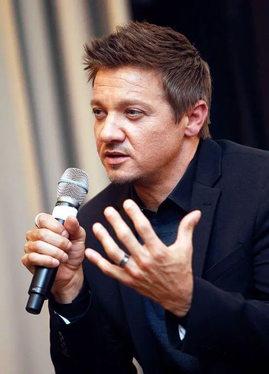 Jeremy Renner Height